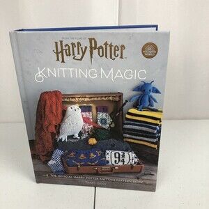 Harry Potter: Knitting Magic: The Official knitting pattern book NEW